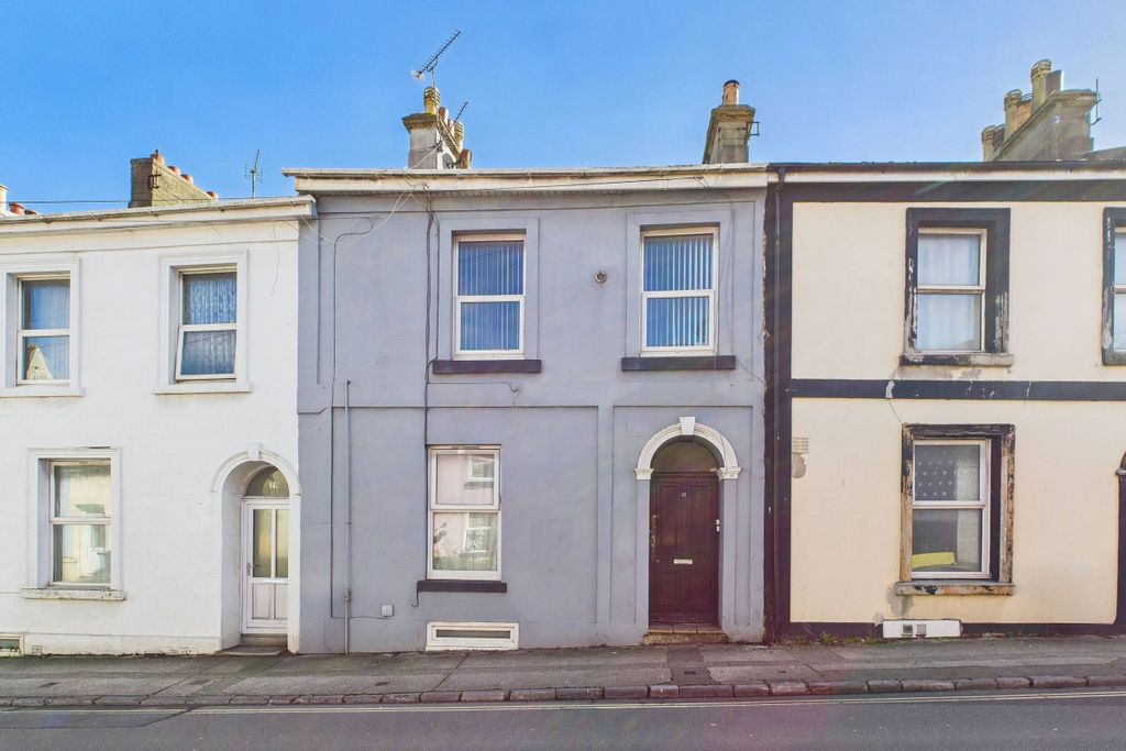 Property photo 1 of 10