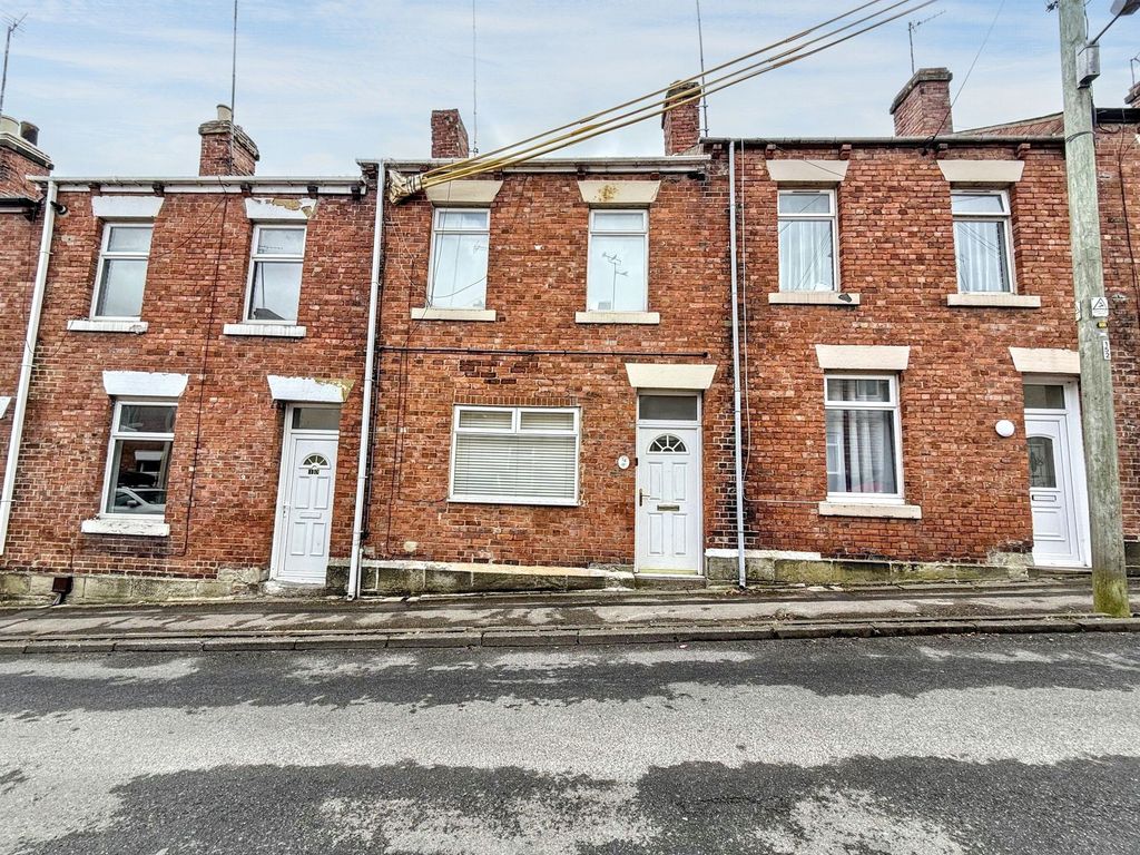 Property photo 1 of 7