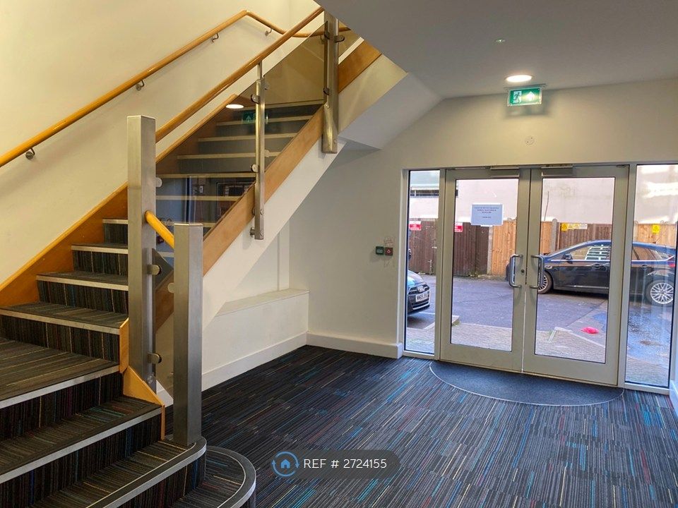 Property photo 3 of 22