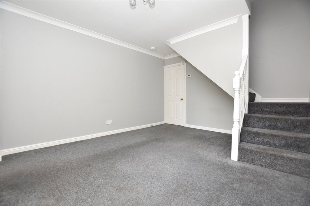 Property photo 3 of 17 Picture No. 12