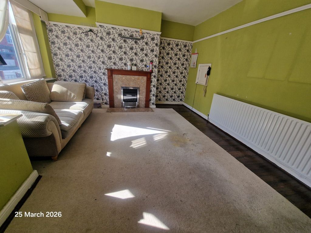 Property photo 2 of 13