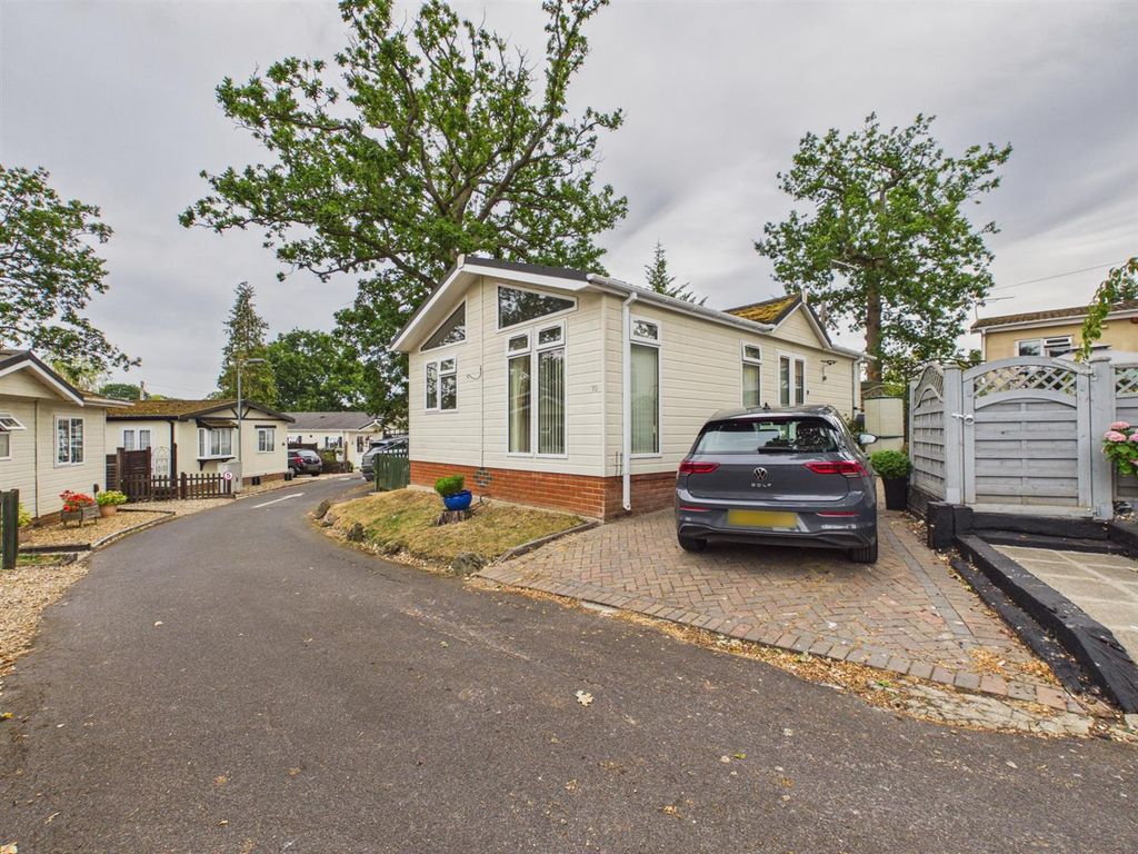 Property photo 1 of 10 Cam05510G0-Pr0279-Still012.Jpg