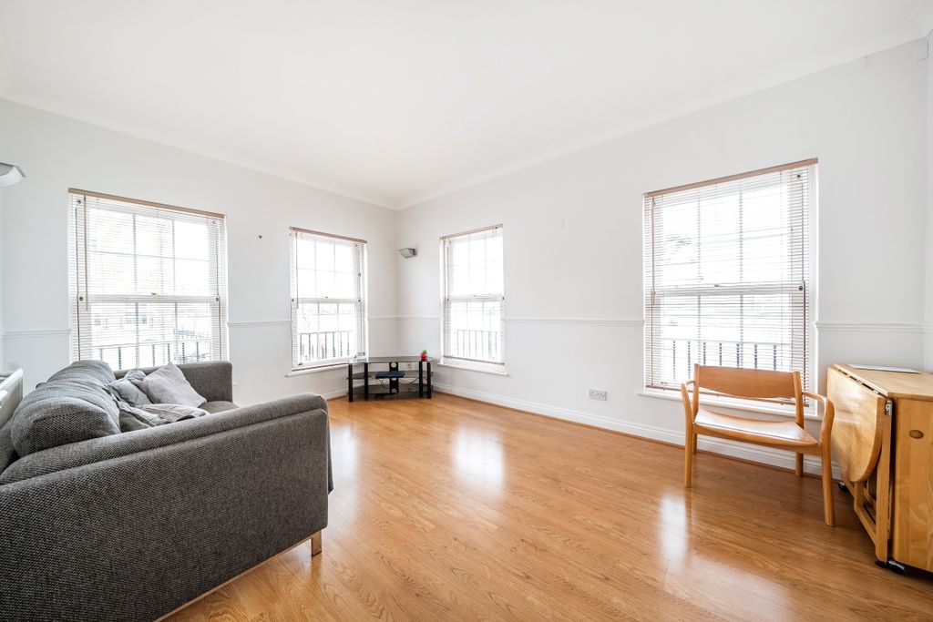 Property photo 1 of 16 1169911 (2)