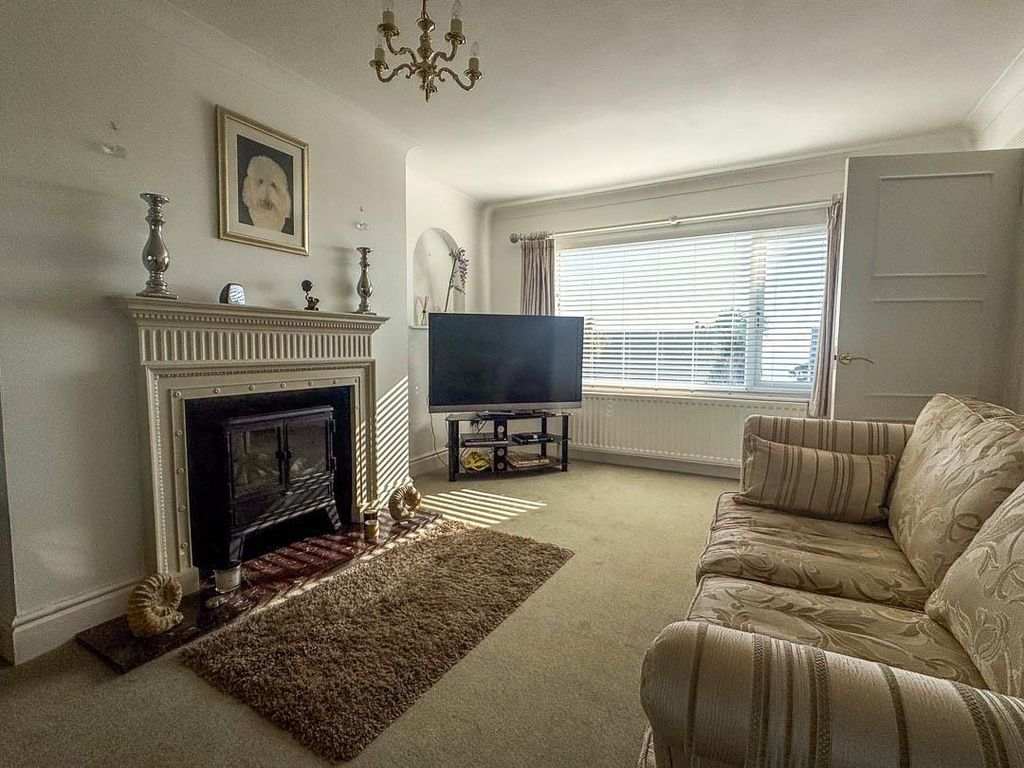 Property photo 3 of 33 41 Howe Road, Onchan (12).Jpg