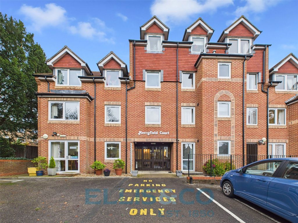 Property photo 1 of 15 Picture No. 06