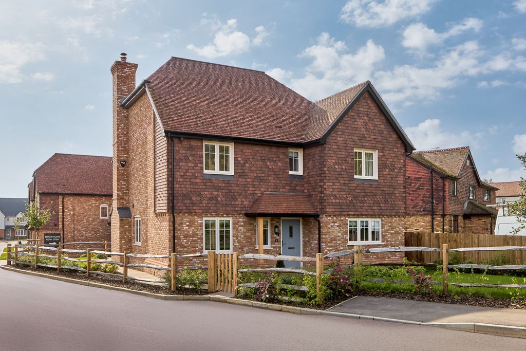 Property photo 1 of 18