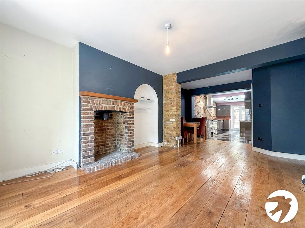 Property photo 3 of 15 Picture No. 05