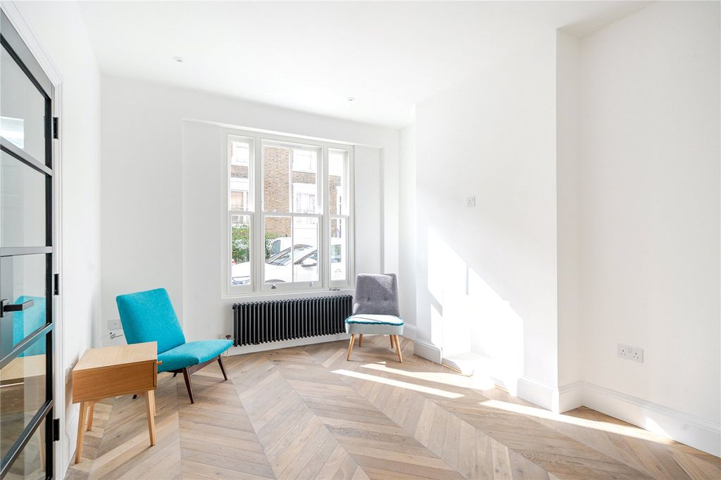 Property photo 2 of 16 Reception Room