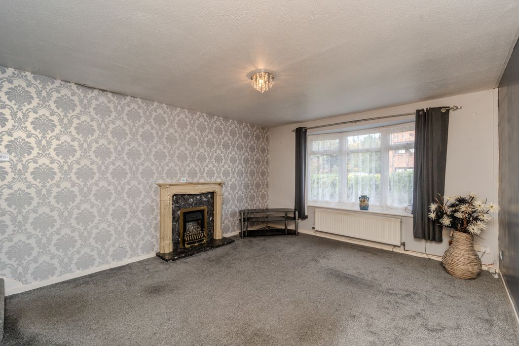 Property photo 3 of 16 Image 2