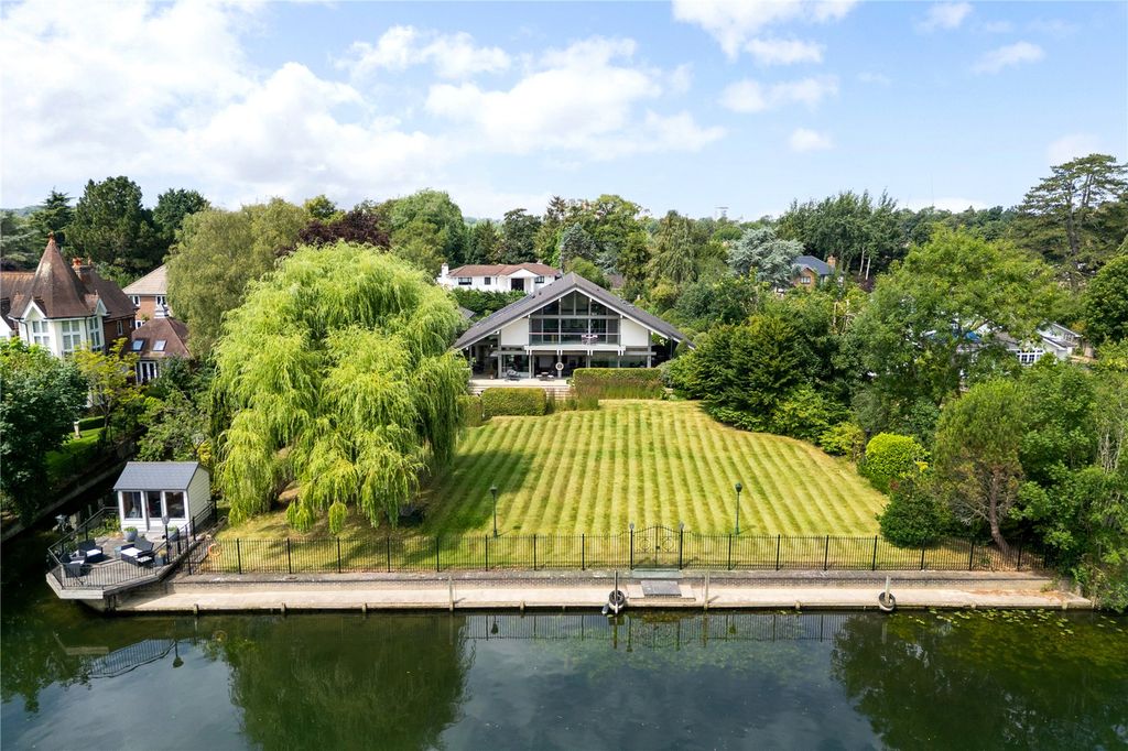 Property photo 3 of 35 Aerial