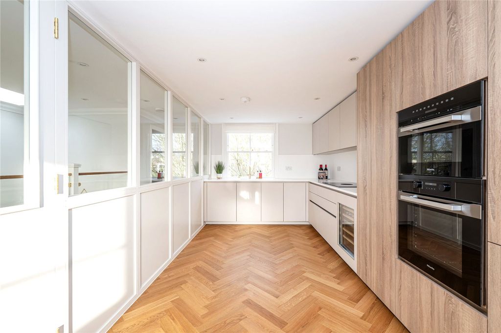 Property photo 2 of 8 Example Kitchen