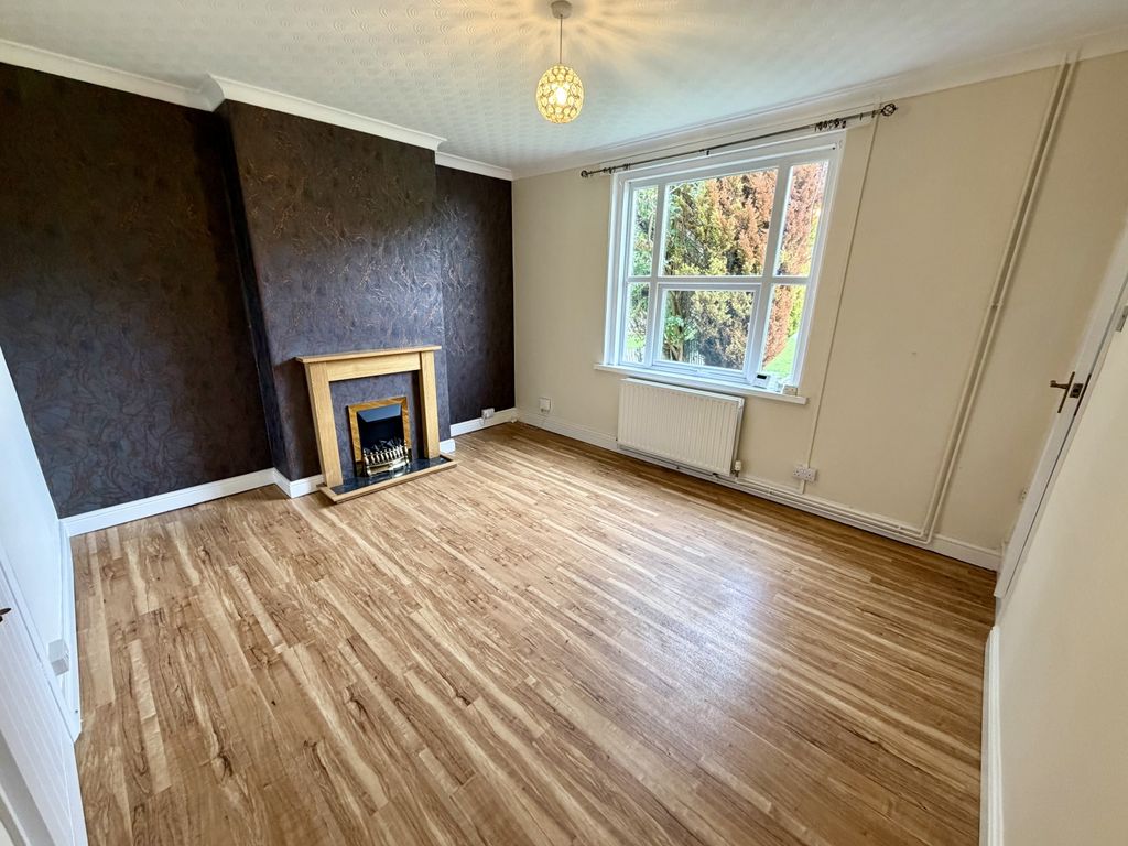 Property photo 3 of 10 Img_4927