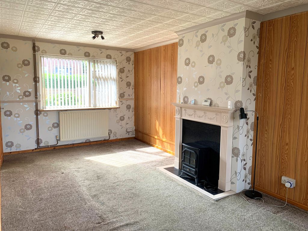 Property photo 2 of 13 c10