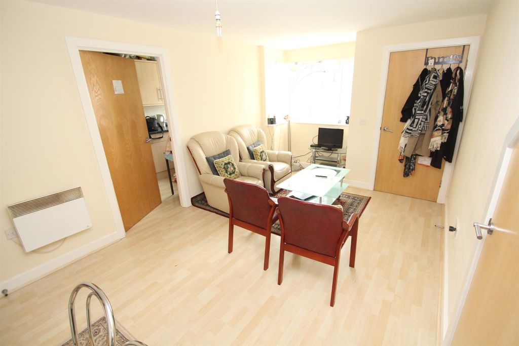 Property photo 2 of 8 Img_6227.Jpg