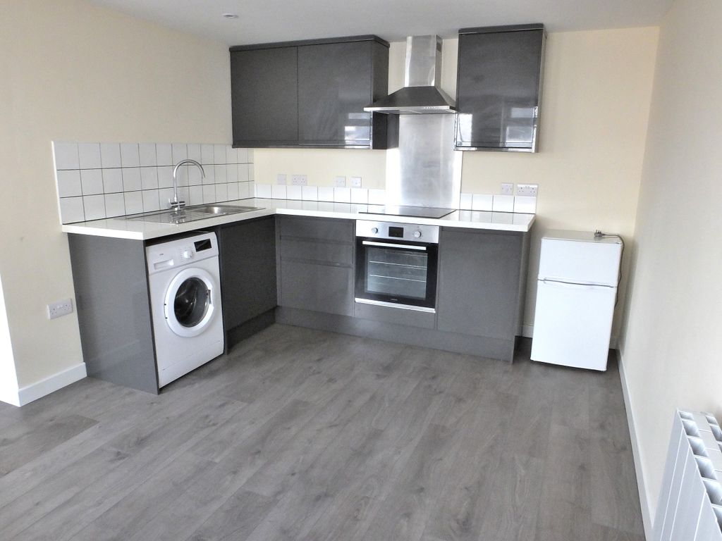 Property photo 2 of 7