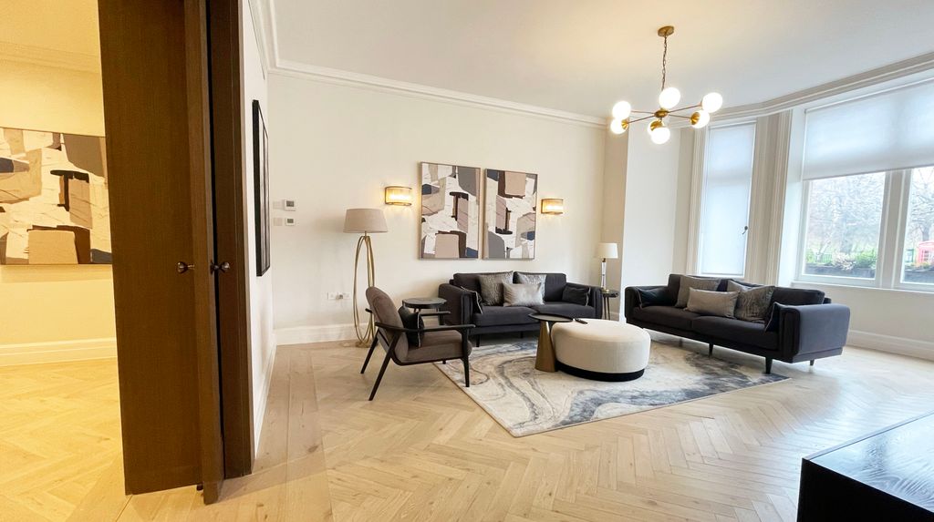 Property photo 3 of 28