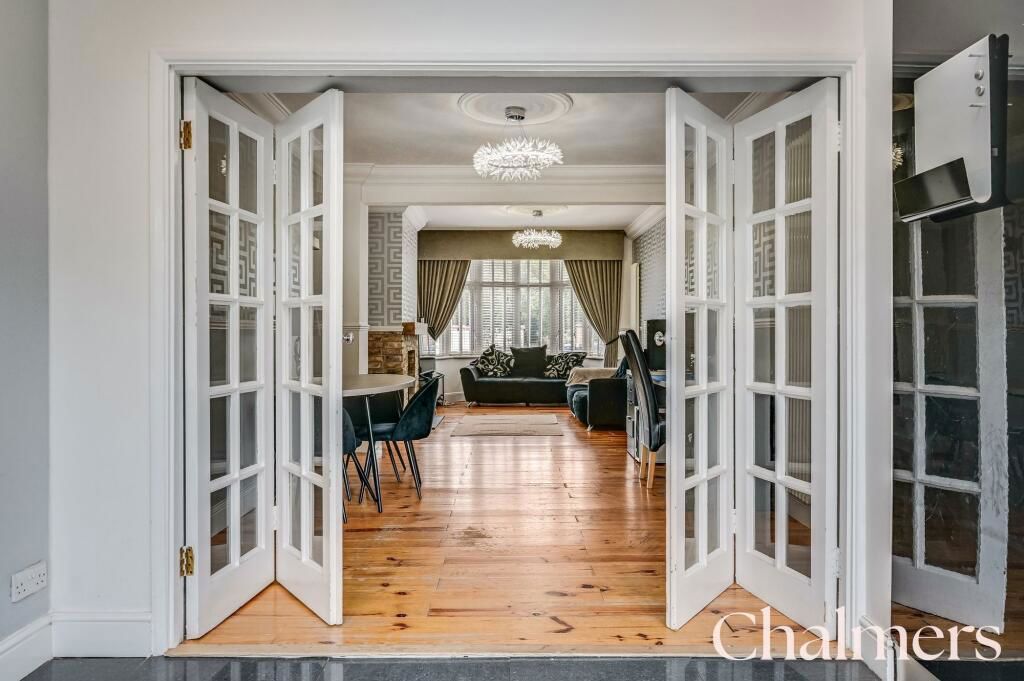 Property photo 3 of 20