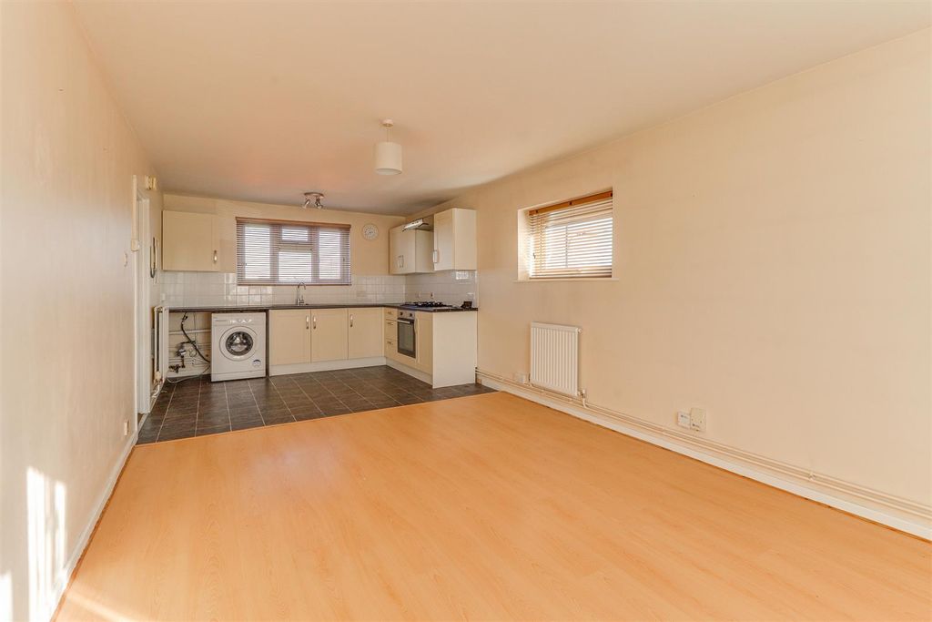 Property photo 2 of 10 Kitchen/Living Room