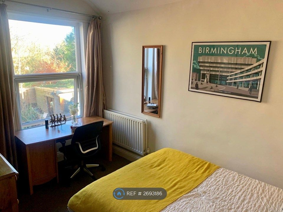 Property photo 2 of 11