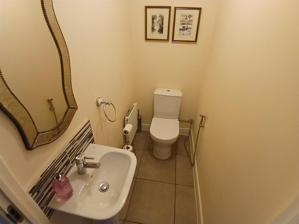 Property photo 2 of 29