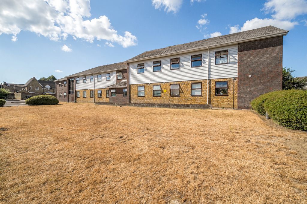 Property photo 1 of 15 1499336-1-6A744ee...