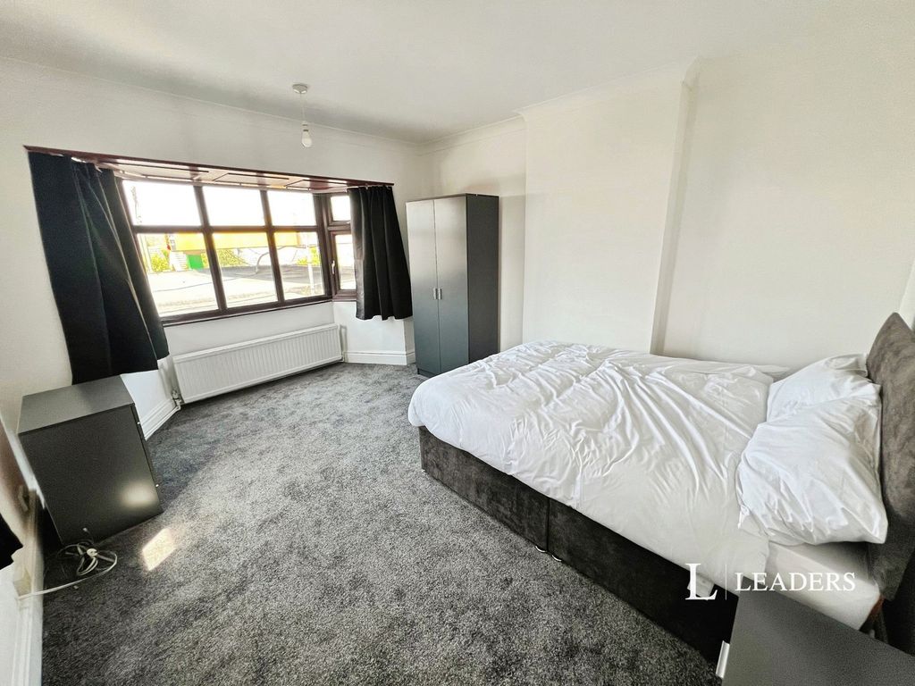 Property photo 2 of 5 Pbox-Img.Jpg