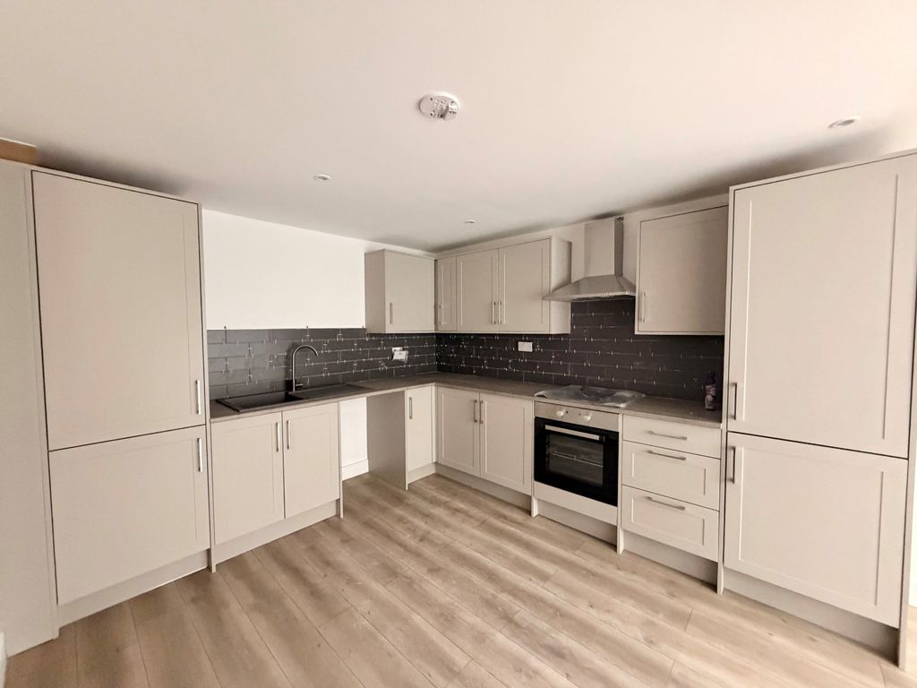 Property photo 2 of 2 Picture No. 01