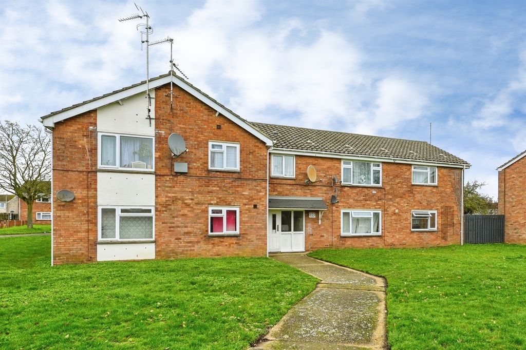 Property photo 1 of 13