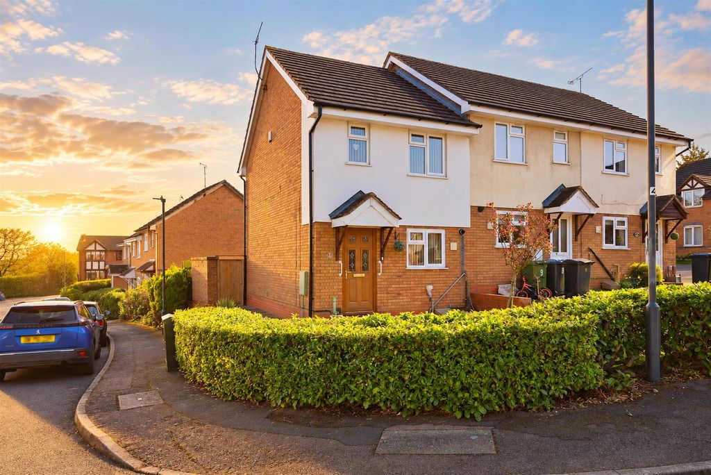 Property photo 1 of 21 2Dfcdc7E-F9F0-47B1-B159-Fdf3Dd51Fd78.Png
