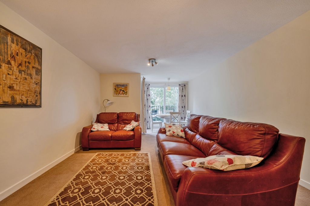 Property photo 3 of 18 Reception Room