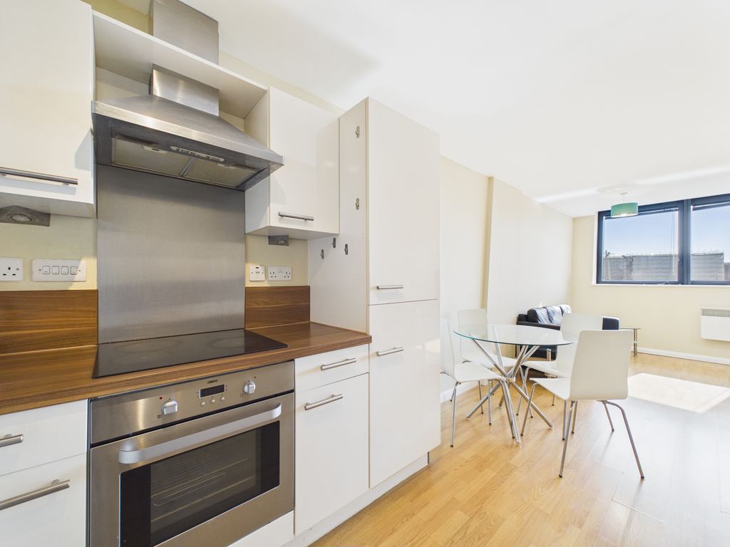 Property photo 2 of 12