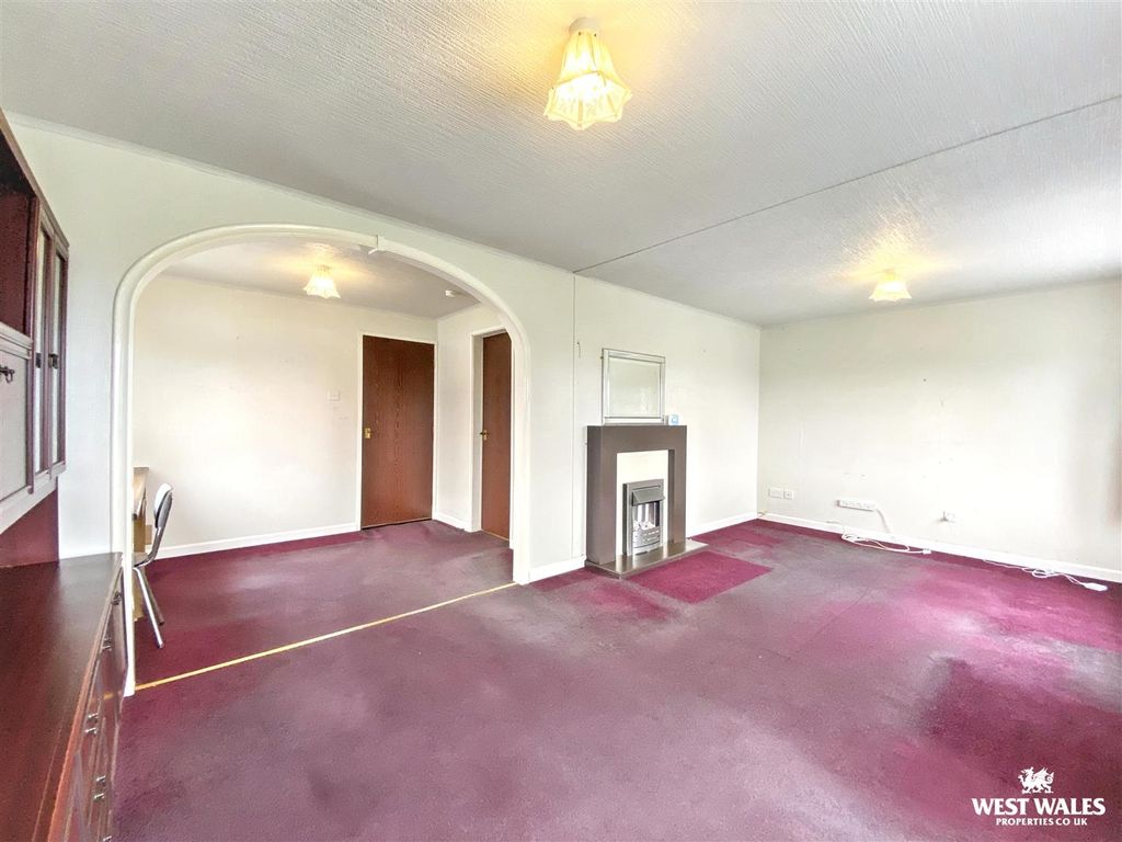 Property photo 3 of 19 Img_4080.Jpg
