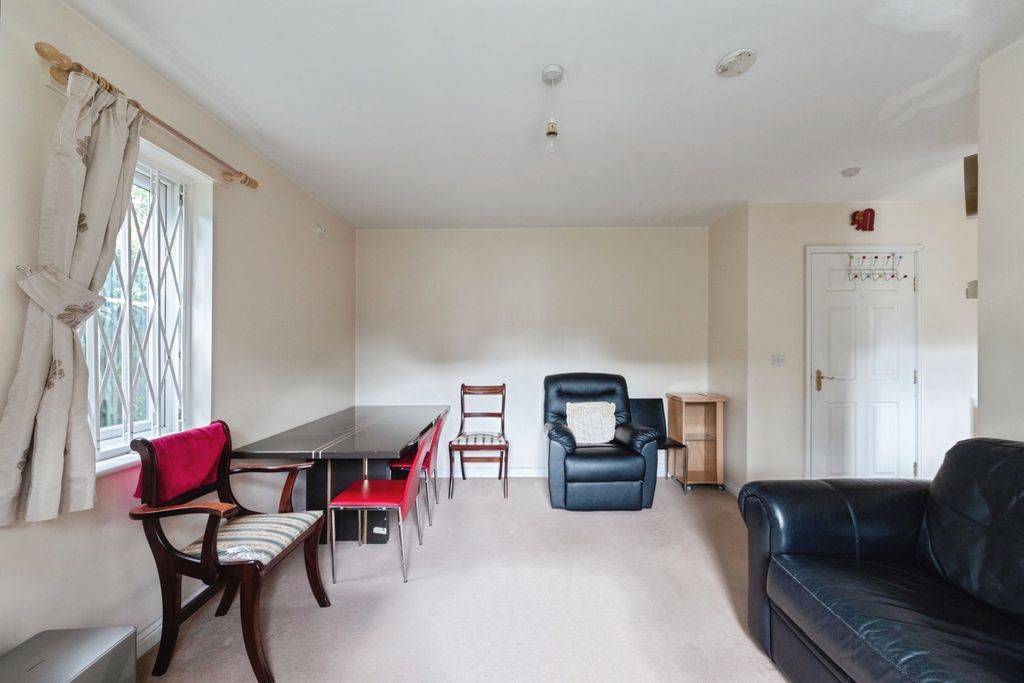 Property photo 3 of 12 Living Room