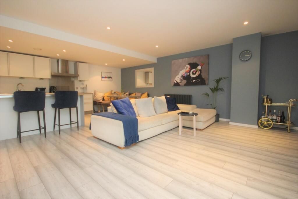 Property photo 2 of 5 261341_P147065_Img_05_0000