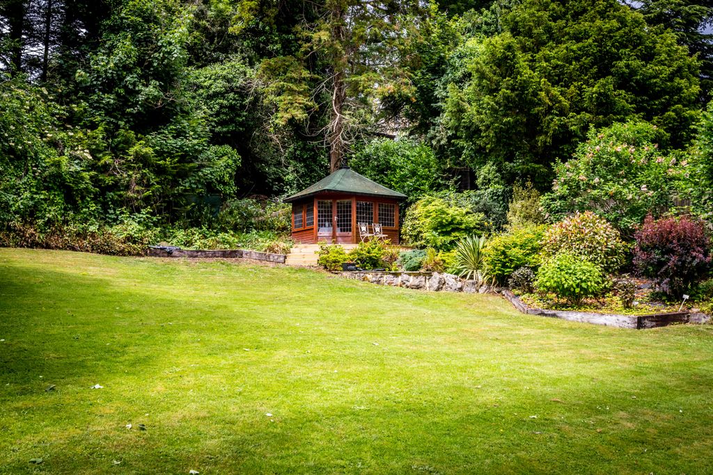 Additional image 13 of 3 bed detached house for saleAlders Road, Reigate RH2