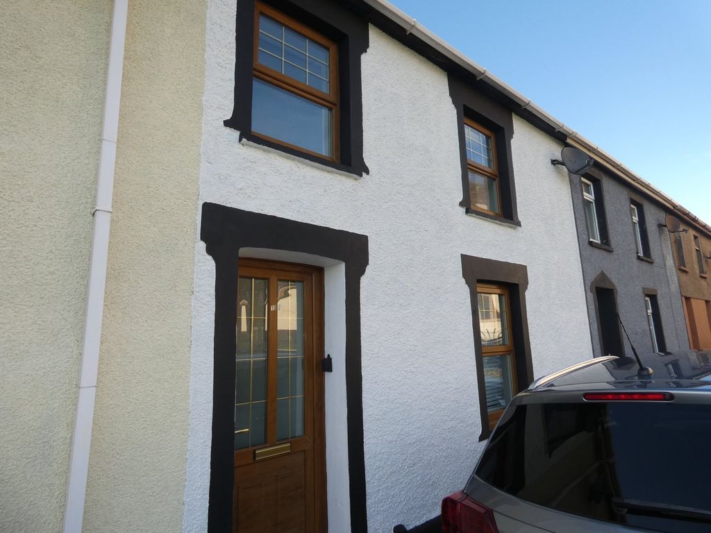 Property photo 1 of 27