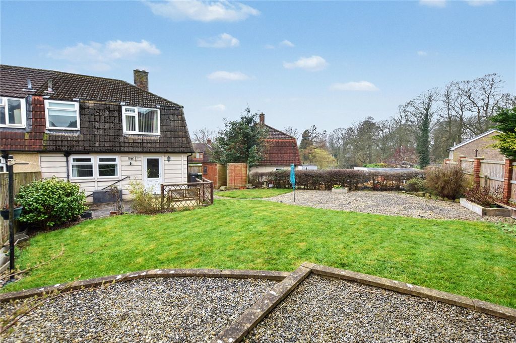 Property photo 1 of 12 Picture No. 14