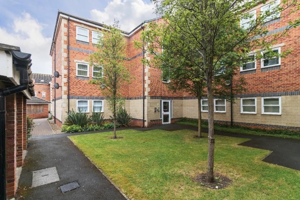 Property photo 1 of 8