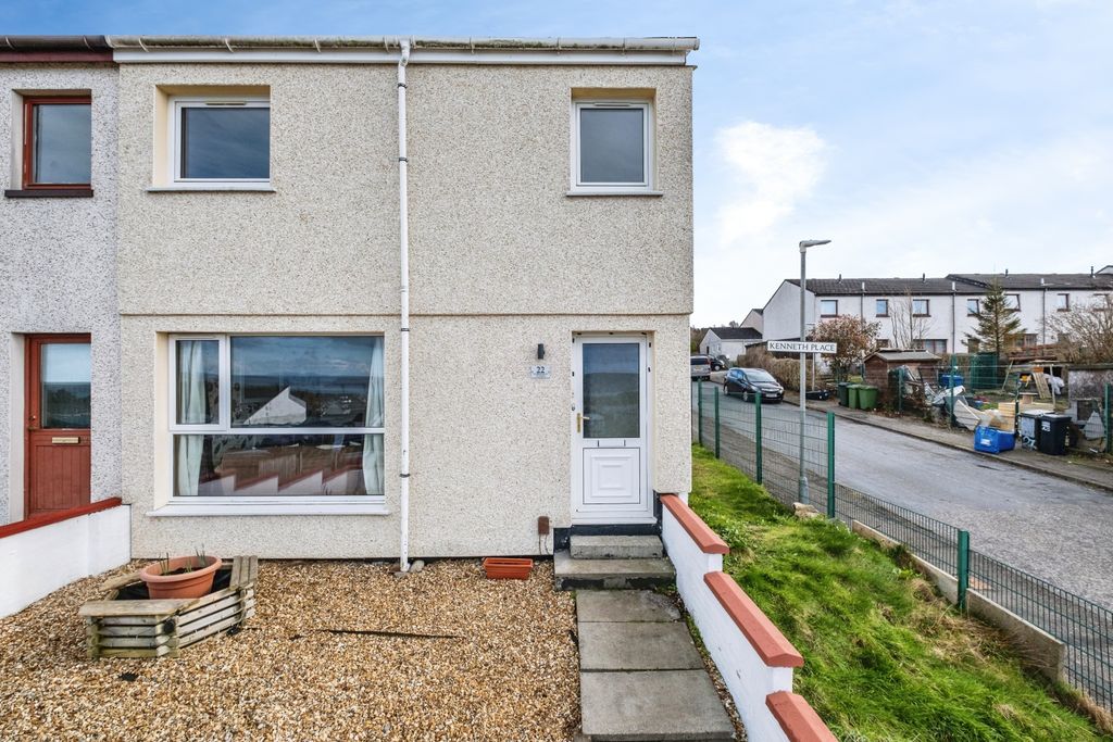 Property photo 1 of 15 The Property