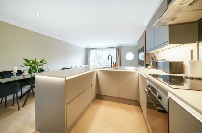 Property photo 2 of 14 Kitchen