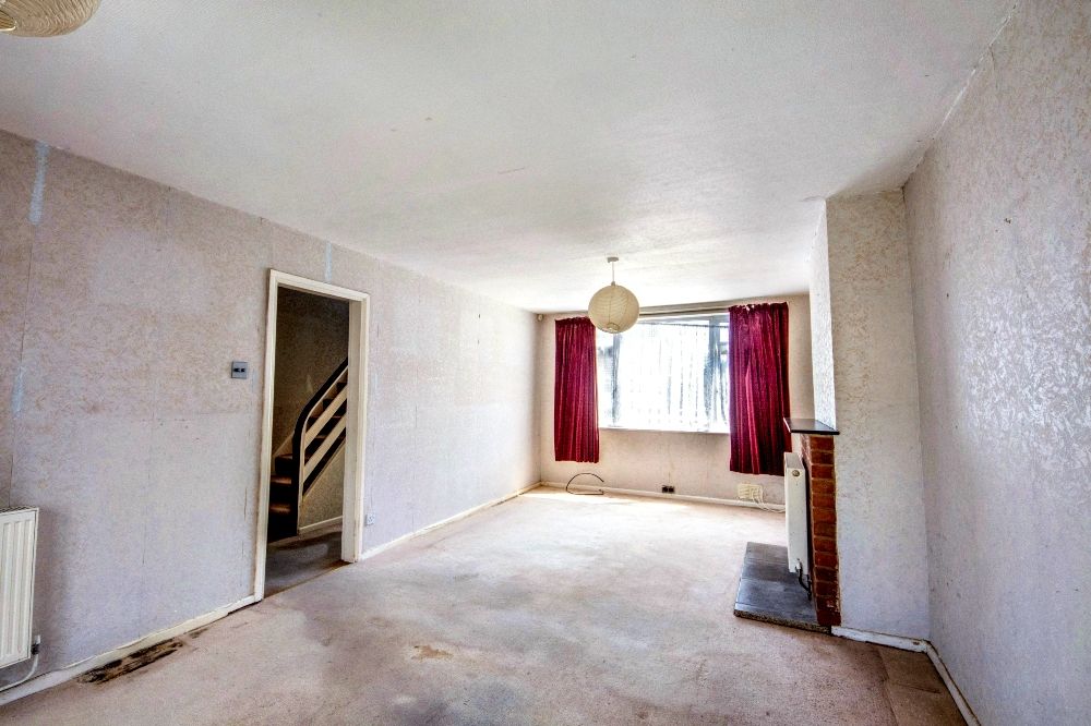 Property photo 3 of 25
