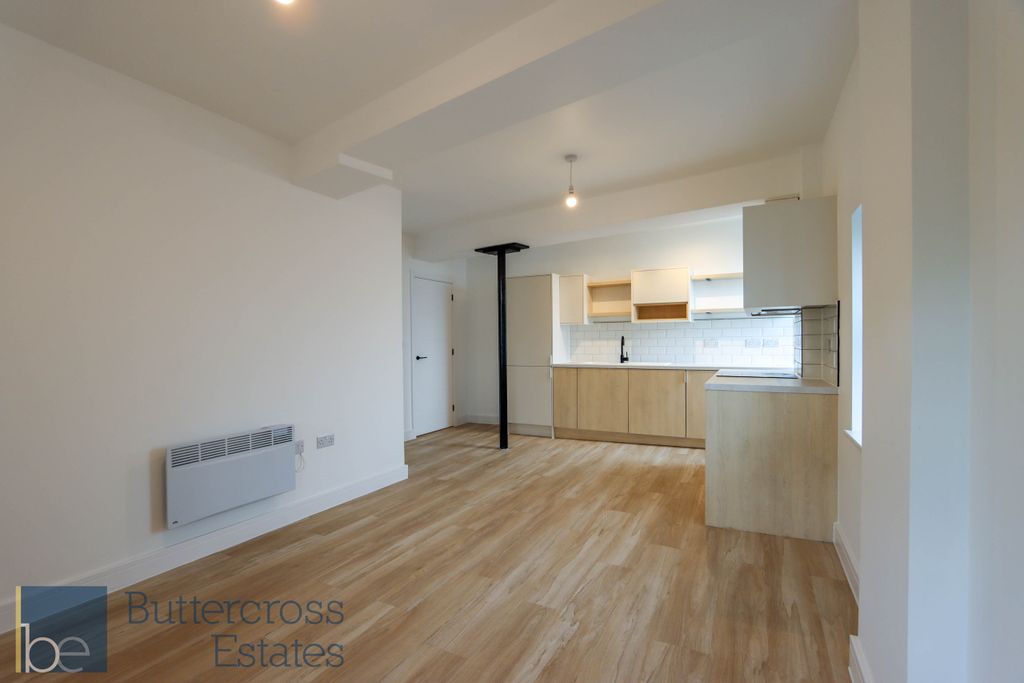 Property photo 1 of 13 Kitchen Diner And Living Room