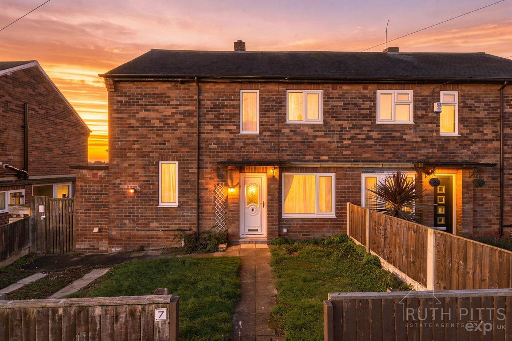 Property photo 1 of 33