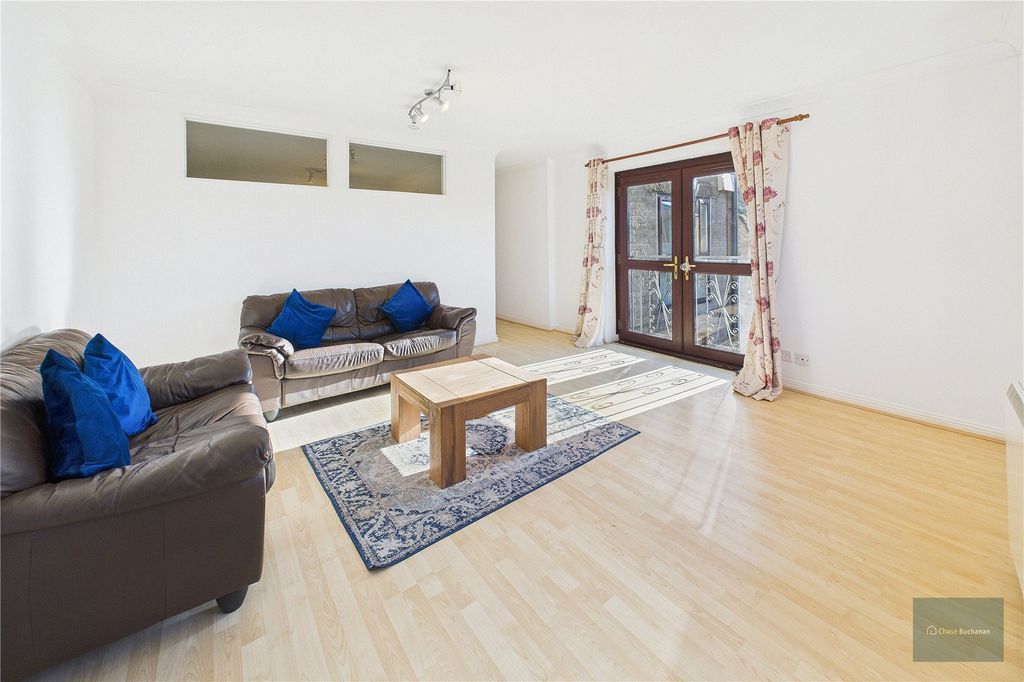 Property photo 2 of 7 Picture No. 07