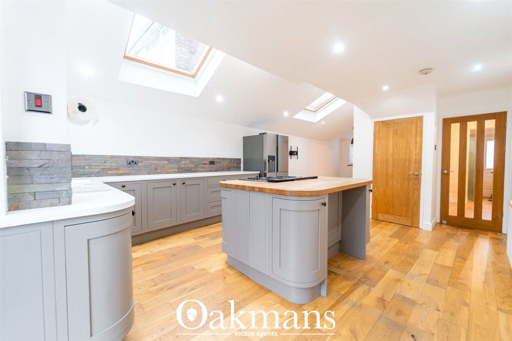 Property photo 2 of 30 Picture No. 27