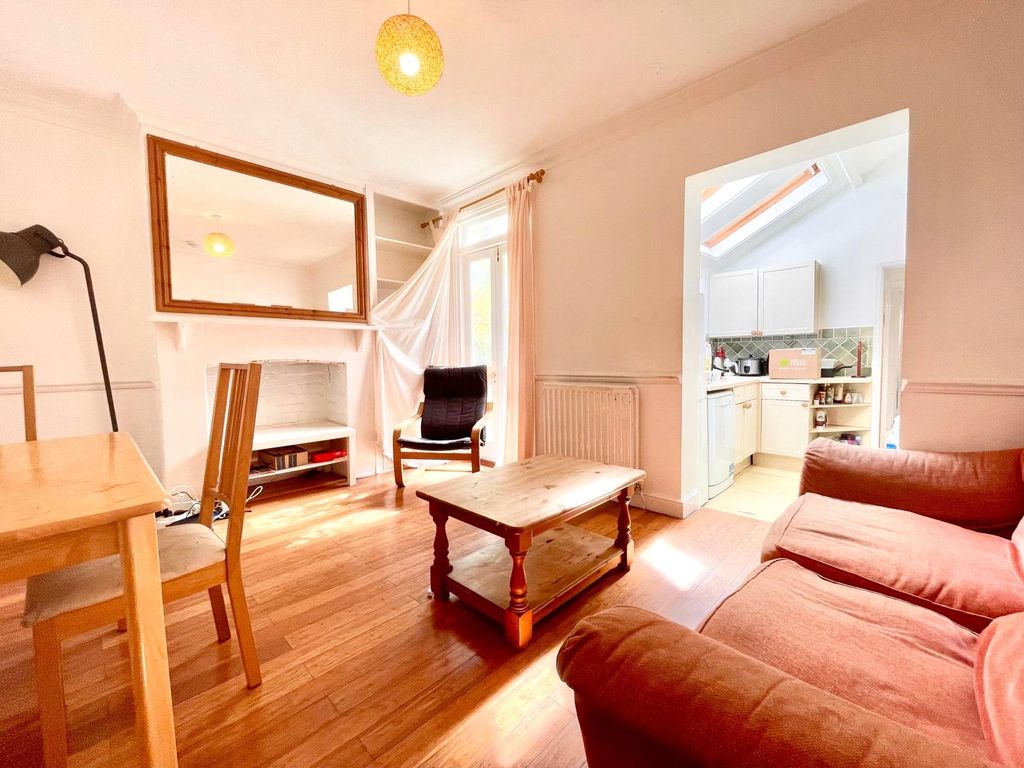 Property photo 2 of 5 Picture No. 05