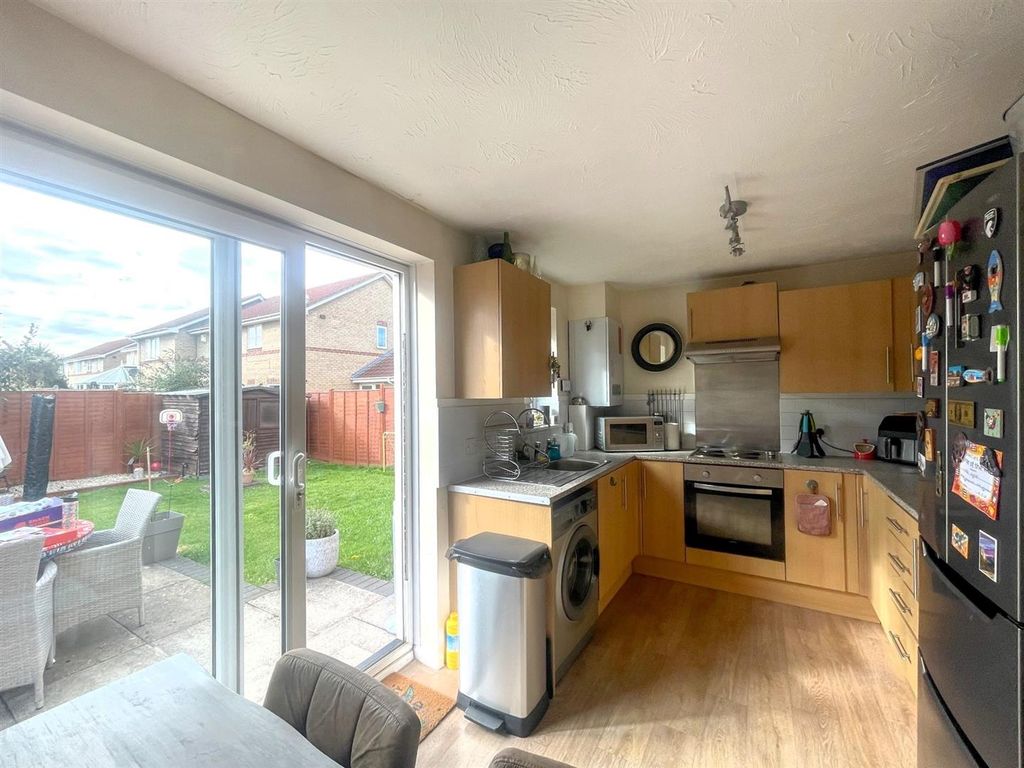Property photo 2 of 14 Kitchen/Diner