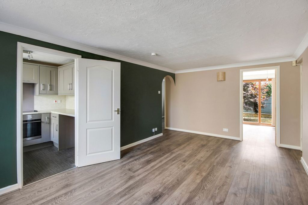 Property photo 2 of 10 Img_4763-Img_4765