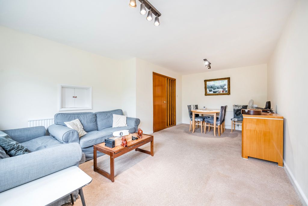 Property photo 1 of 10 Living/Dining