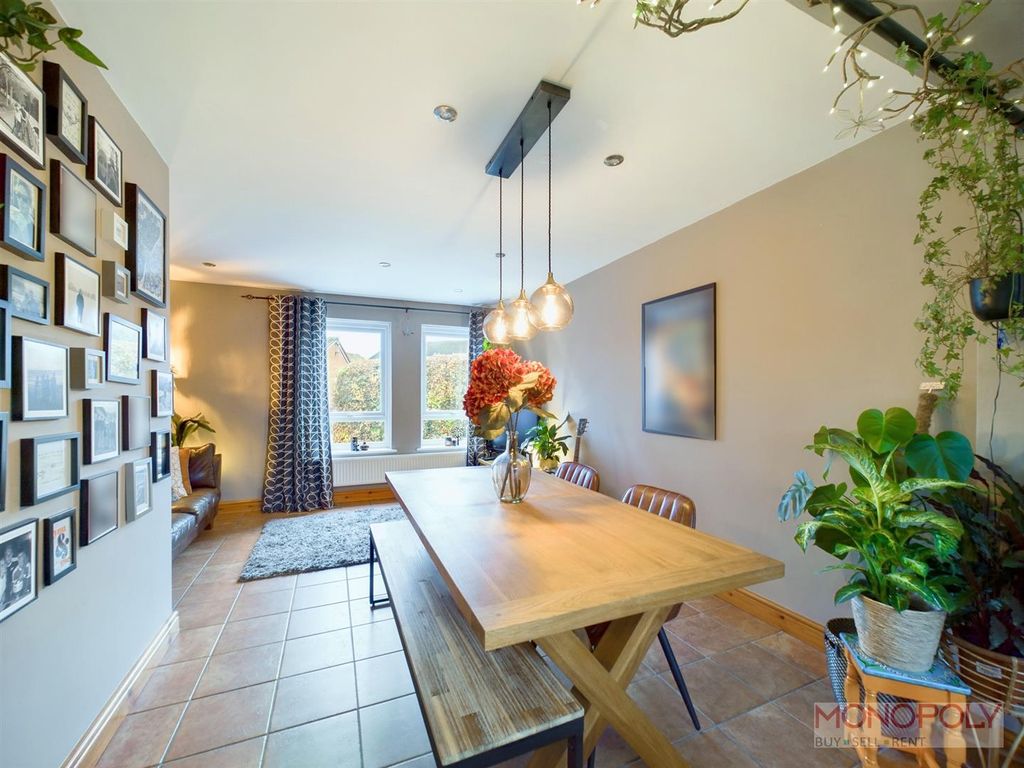 Property photo 3 of 27 Cam01979G0-Pr0349-Still008.Jpg